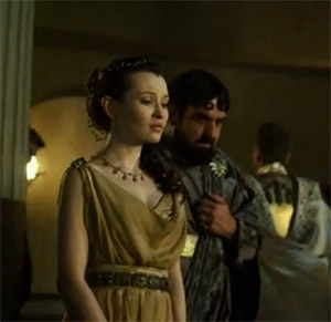 Она с папенькой